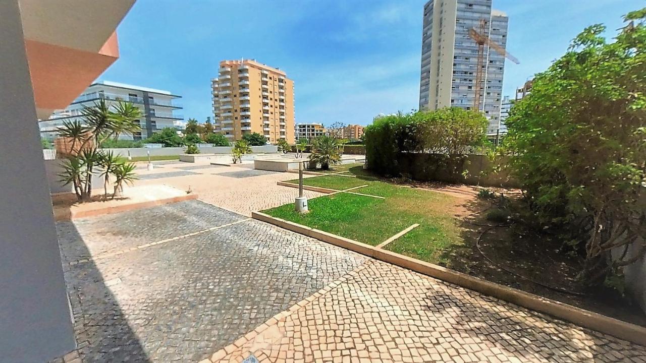 Apartamentos Turisticos Rocha Tower 12C Portimao Luaran gambar