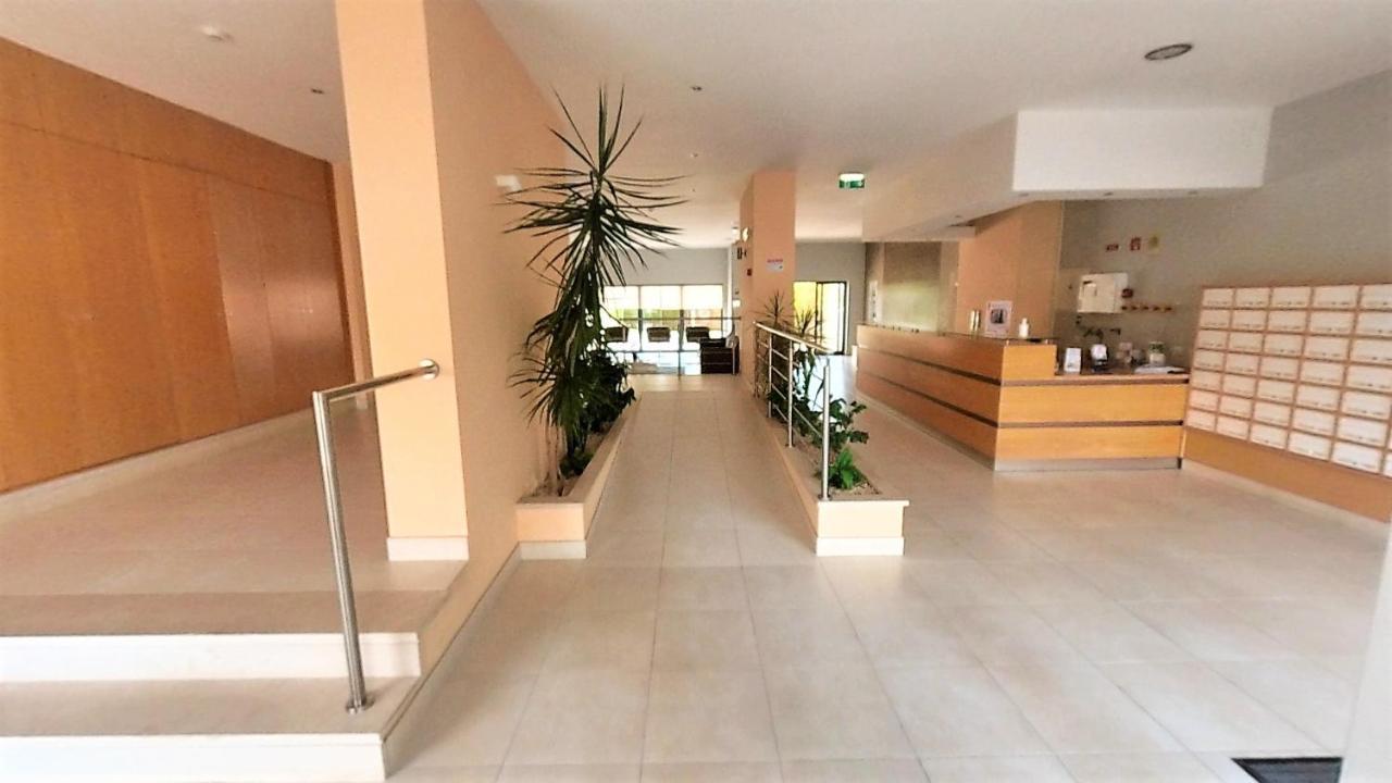 Apartamentos Turisticos Rocha Tower 12C Portimao Luaran gambar